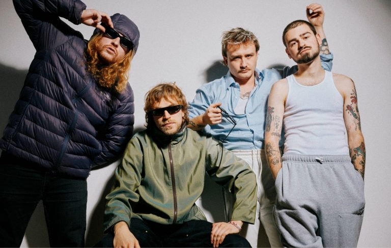 Lip Critic announce new album ‘Theft World’ with frenetic single ‘Legs In A Snare’