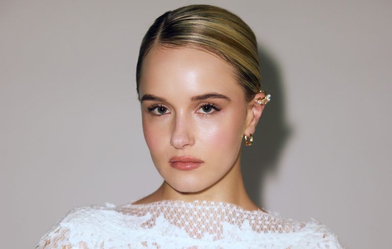 Miriam Petche just set a new ‘Industry’ standard