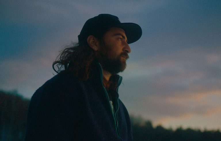 Noah Kahan and Netflix announce new documentary, ‘Out Of Body’