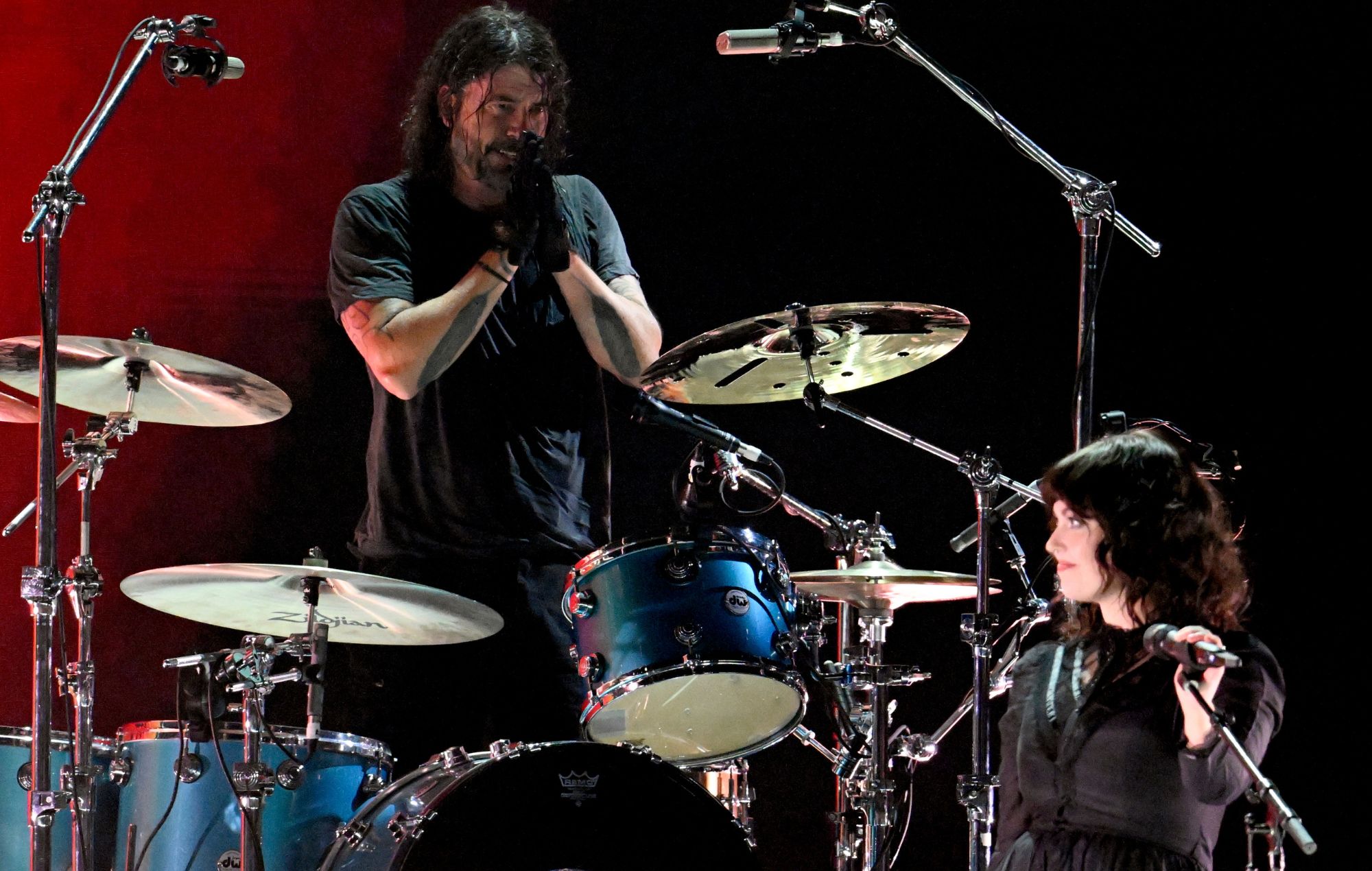 Dave Grohl “had no idea” daughter Violet had signed a record deal until she told him at dinner
