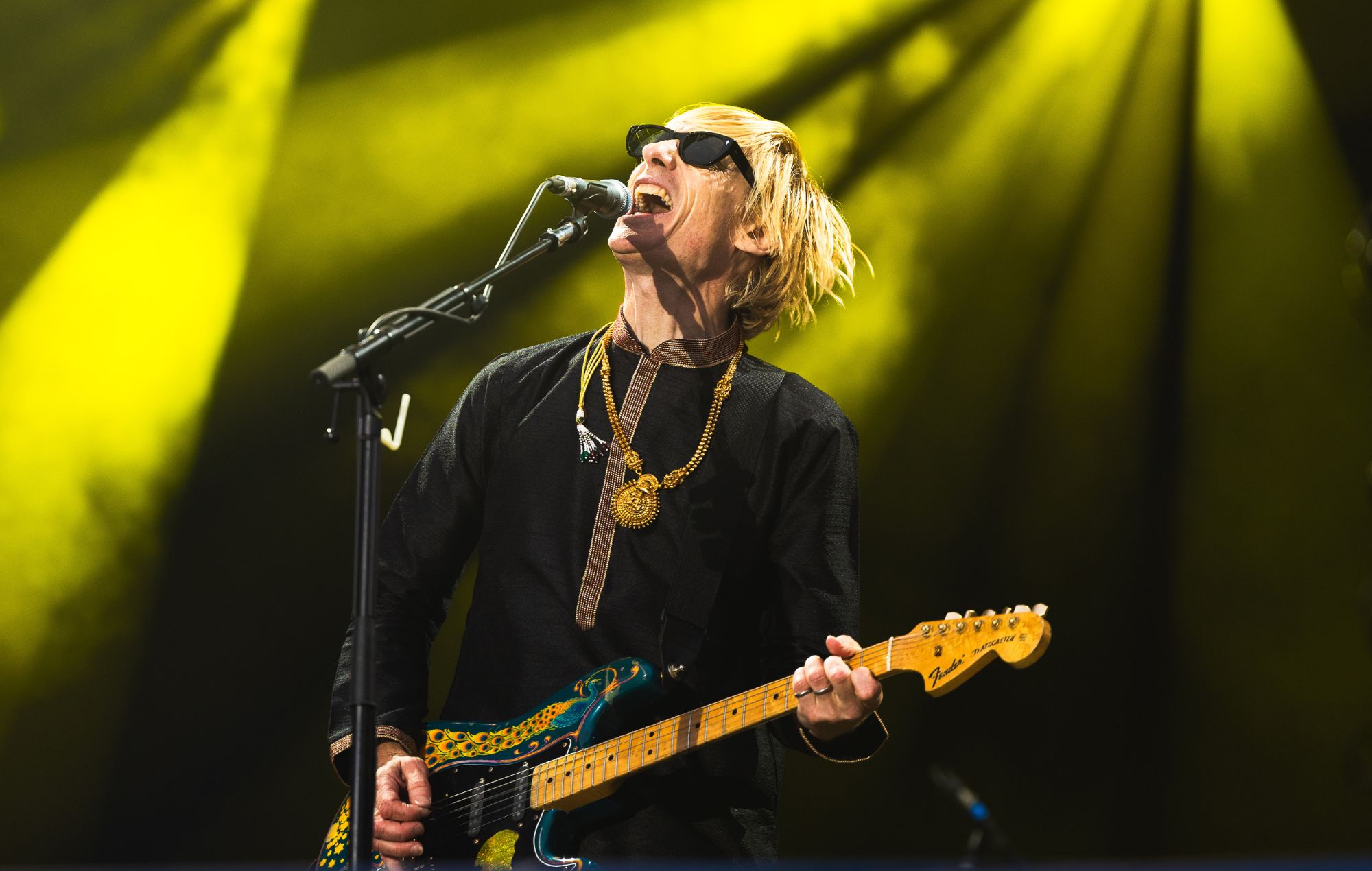 Kula Shaker talk “breaking up the Britpop party” in the ’90s as they unveil epic ‘Wormslayer’ video