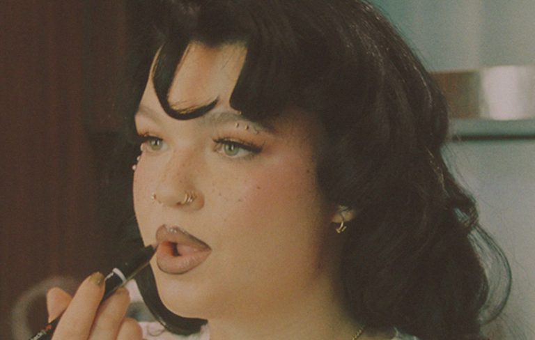 Lola Young announces live return with intimate London Palladium show for next month