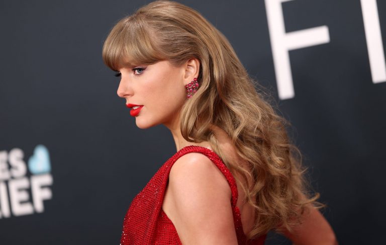 Bedding firm backs down on ‘Swift Home’ trademark after Taylor Swift appeal