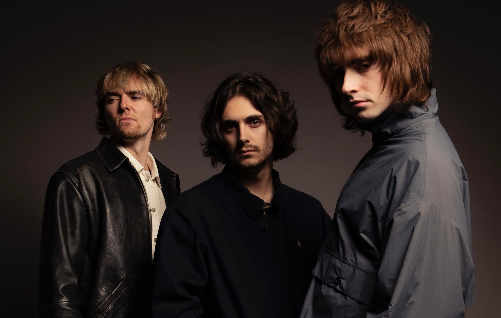 Villanelle face a hangover with “heightened visualizations of post session anxiety” on grunge-inspired new single ‘Placebo’