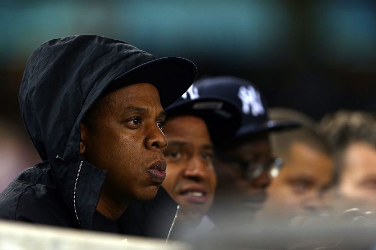Overdraft Hov: JAŸ-Z Adds 3rd Date After Yankee Stadium Shows Sell Out, Social Media Reacts