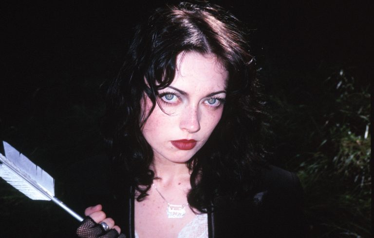 Violet Grohl announces debut album ‘Be Sweet To Me’ with rollicking single ‘595’