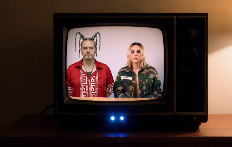 Faith No More icon joins Jehnny Beth for snarling new single ‘Look At Me’ with ‘Taxi Driver’-inspired video