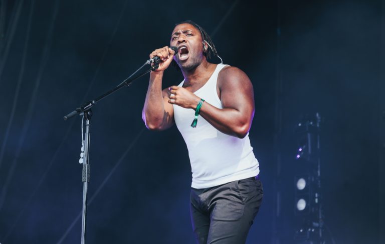 Watch Bloc Party debut three new songs at BBC 6 Music Festival in Manchester