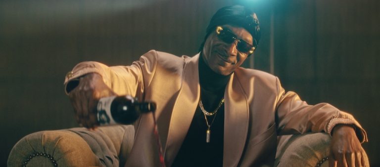 Snoop Dogg Pours One Out For Tupac With A New ‘2 Of Amerikaz Most Wanted’ Wine