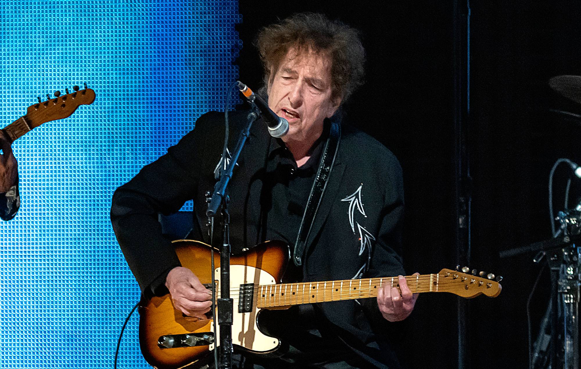 Check out Bob Dylan’s first time cover of Eddie Cochran’s ‘Nervous Breakdown’