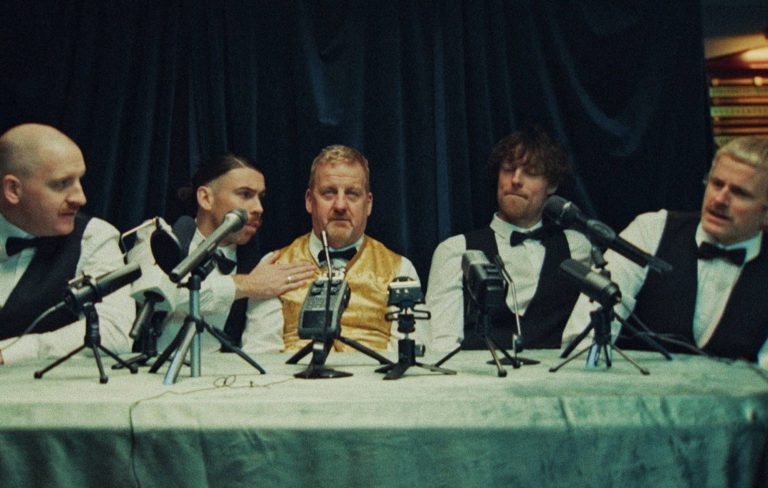 Irish punks The Scratch share fiery but reflective new single ‘Gladrags’