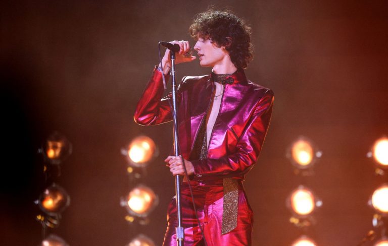 Sombr at the BRITs 2026: “I love America, but I think music from the UK beats them”