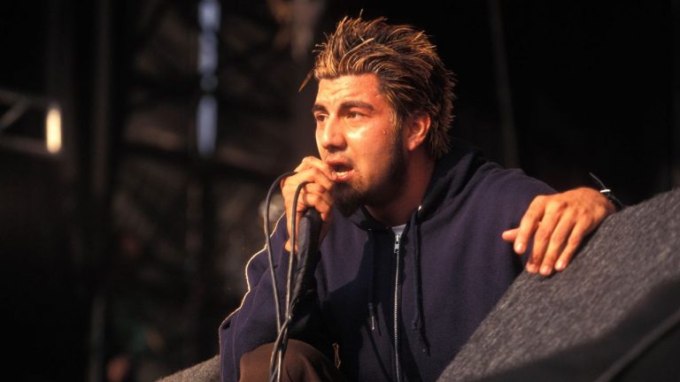 “There’d be guys in full Kiss make-up just standing there flipping us off for the whole set.” After the release of Adrenaline, Deftones faced hostile audiences and were forced to hone their chops the hard way