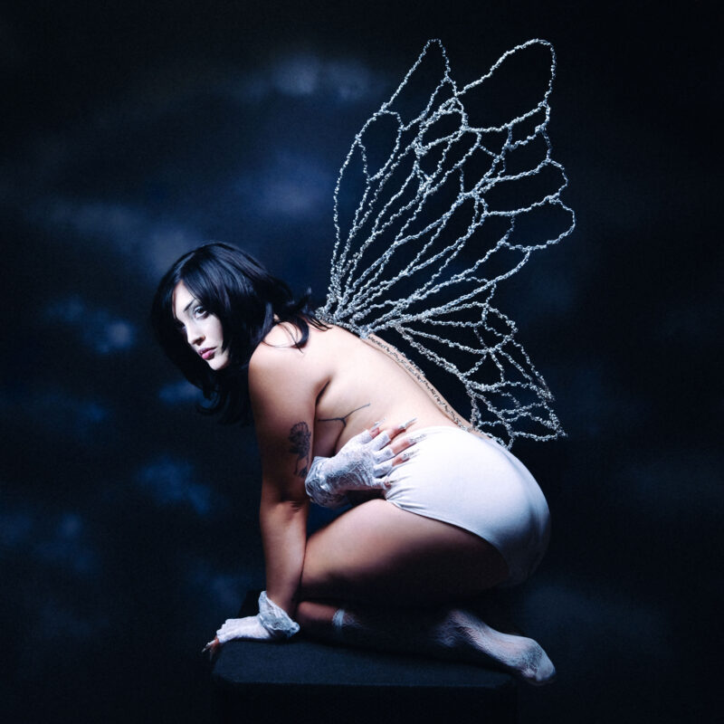 “Turned My Demons into Friends” — Los Angeles Darkwave Artist Luna Lore Shares Confessional Debut EP “Out of Time”