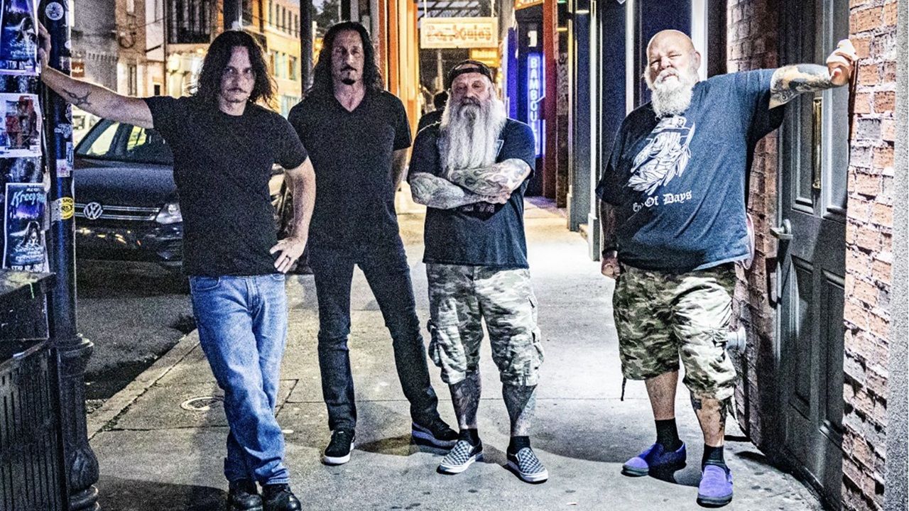 “I wanna write lyrics that have real weight in real life experience. I don’t wanna write about still dyeing my hair black!” Members of influential bands Crowbar and Type O Negative unite in dour new supergroup Sun Don’t Shine