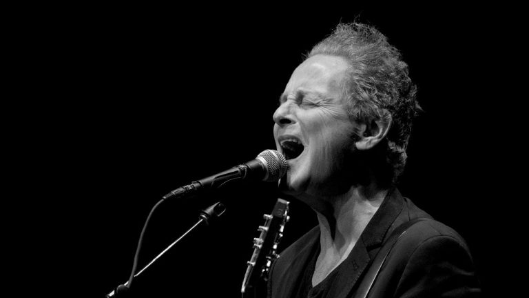 Fleetwood Mac star Lindsey Buckingham attacked in Santa Monica