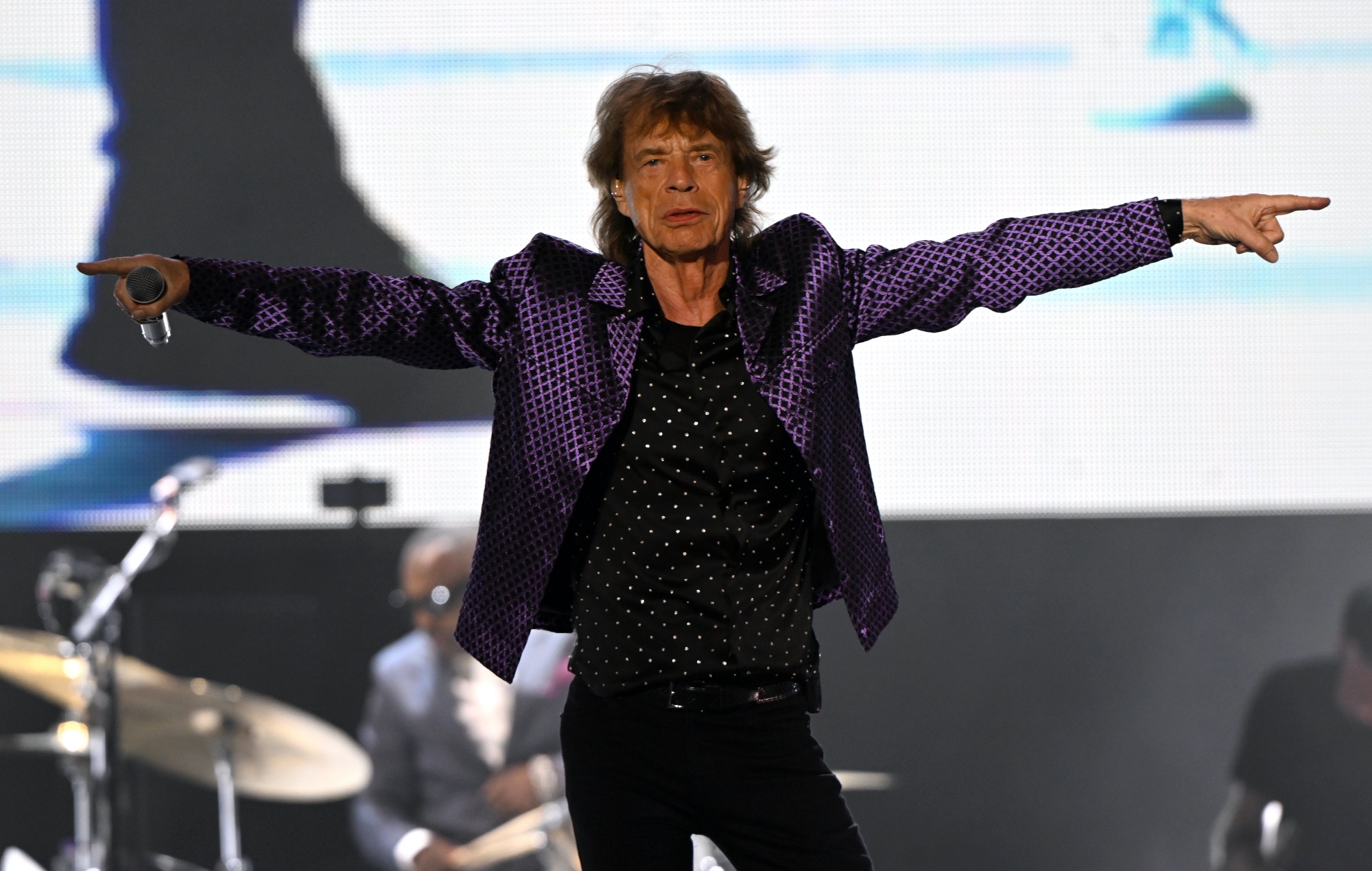 Check out The Rolling Stones vinyl-only new single ‘Rough & Twisted’ as The Cockroaches