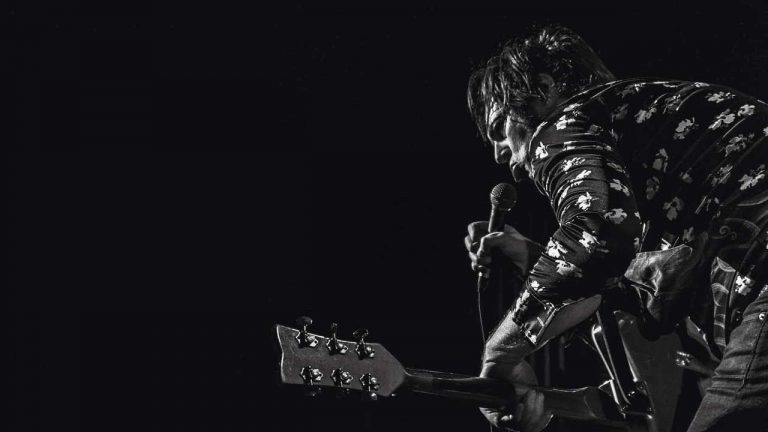 “This record could change your life, if itneeds changing. It’s adefiant burst of joy for a world in flames.” Jim Jones All Stars’ Cat Fight is a record for people who wanna have a good time, all the time