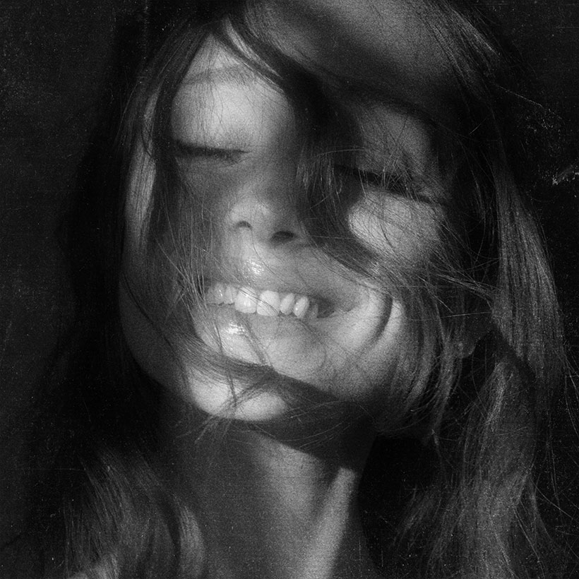 Ariana Grande Announces Eighth Album ‘petal’