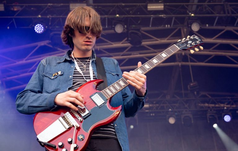 The Mysterines’ Callum Thompson launches new project AKA with fuzzed out single ‘It Grows On Trees (Money)’