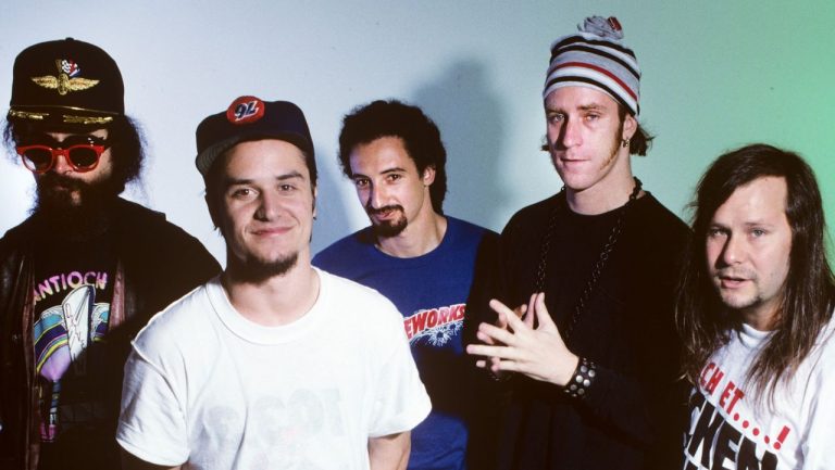 “There’s a dead rat hanging in my face, a guy playing a flute and this topless lady belly dancing.” Ex-members of Papa Roach, Trivium, Faith No More and Opeth on what it’s like being in a major metal band before it blows up