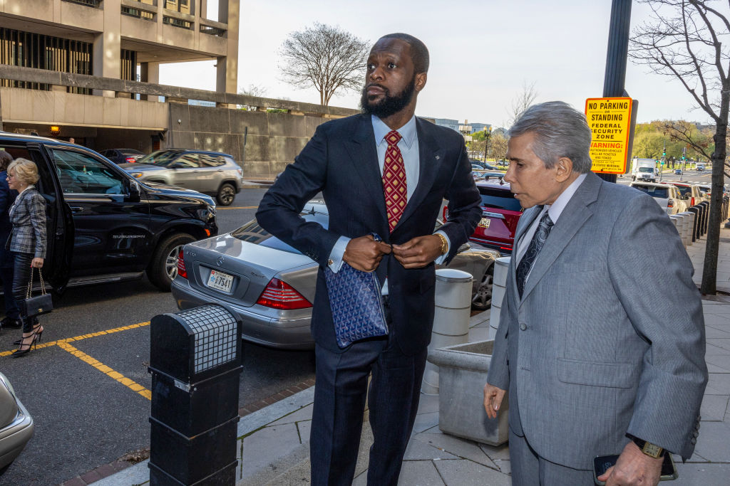 Fugees’ Pras Michael Begins 14 Year Prison Bid For Money Laundering & Fraud Charges