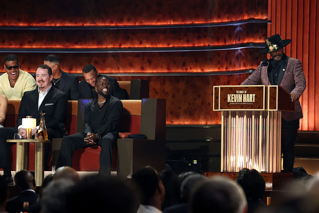 Kevin Hart & Katt Williams Squash Beef During Live Roast On Netflix