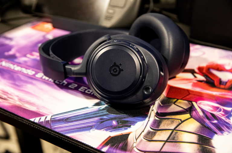 SteelSeries Arctis Nova Pro Omni Review: Perfectly In The Middle