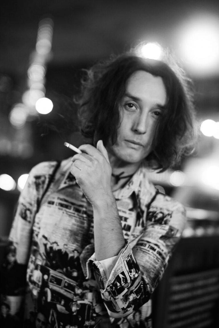 “Forgive My Mystique Gaze” — Astari Nite Shares Video for “Dry Shampoo X” and Dives Into the Irreverent Alt-Rock Romance of “Medications In Bloom”