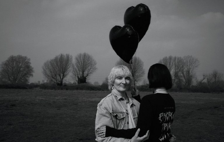 Planningtorock and Romy team up for new version of ‘The One’: “She’s managed to take its original queer longing for love to another level of tenderness”