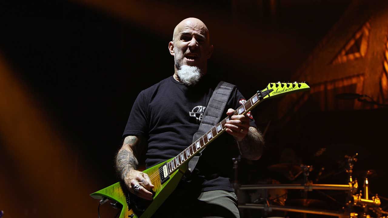 “I would literally bring my laptop on stage.” Scott Ian says he used to play online poker during Anthrax shows