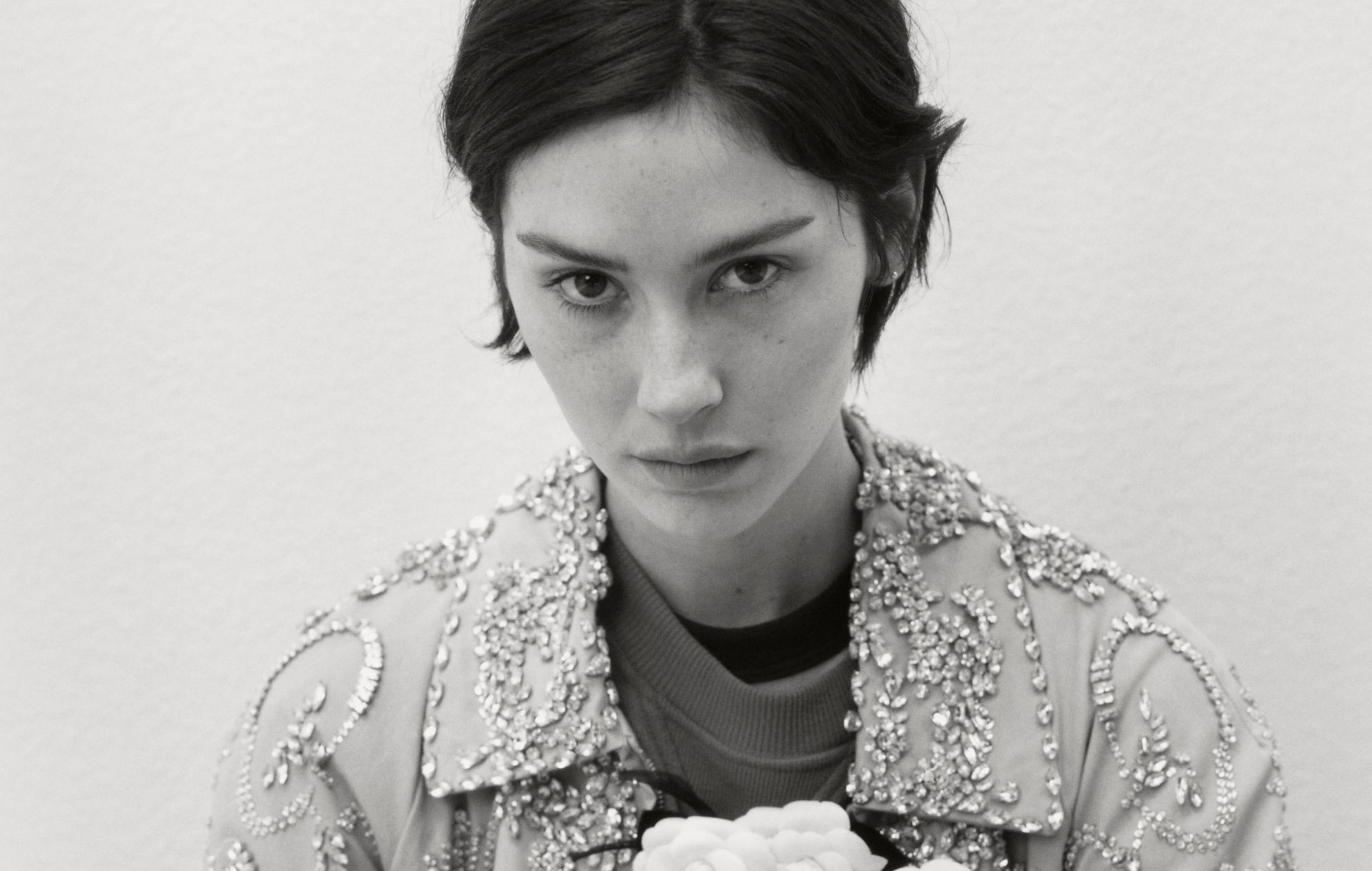 Gracie Abrams announces new album ‘Daughter From Hell’ with enchanting single ‘Hit the Wall’