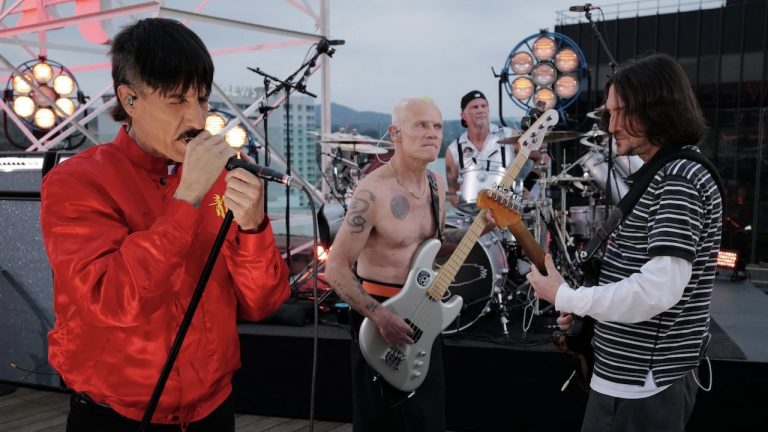 Red Hot Chili Peppers sell their recorded music catalogue for over $300 million