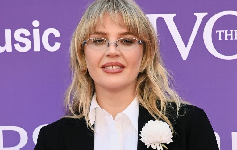 Self Esteem on plans to take a hiatus: “I want to test myself – hopefully it’ll make my art better”