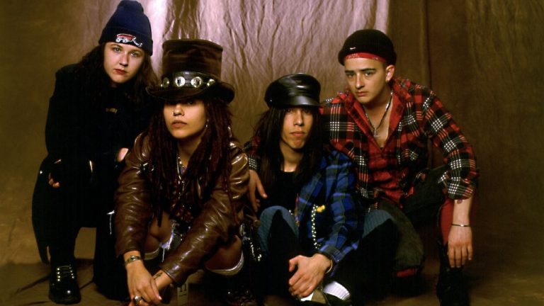 “I said, You’re walking around like you’re God’s gift to rock ‘n’ roll. I want you out of my studio.” Why 4 Non Blondes leader Linda Perry kicked one of the biggest rock superstars of the ’90s out of a recording session