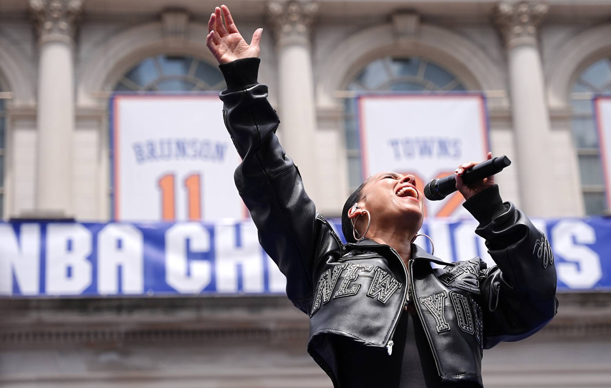 Watch the New York Knicks and Zohran Mamdani dance along to Alicia Keys’ performing ‘Empire State of Mind’ at championship parade