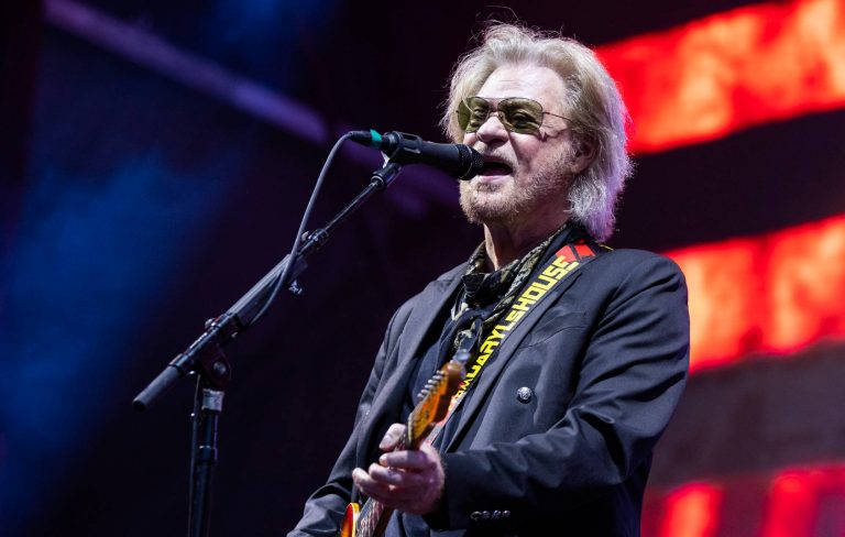 Daryl Hall shares health update after receiving kidney transplant