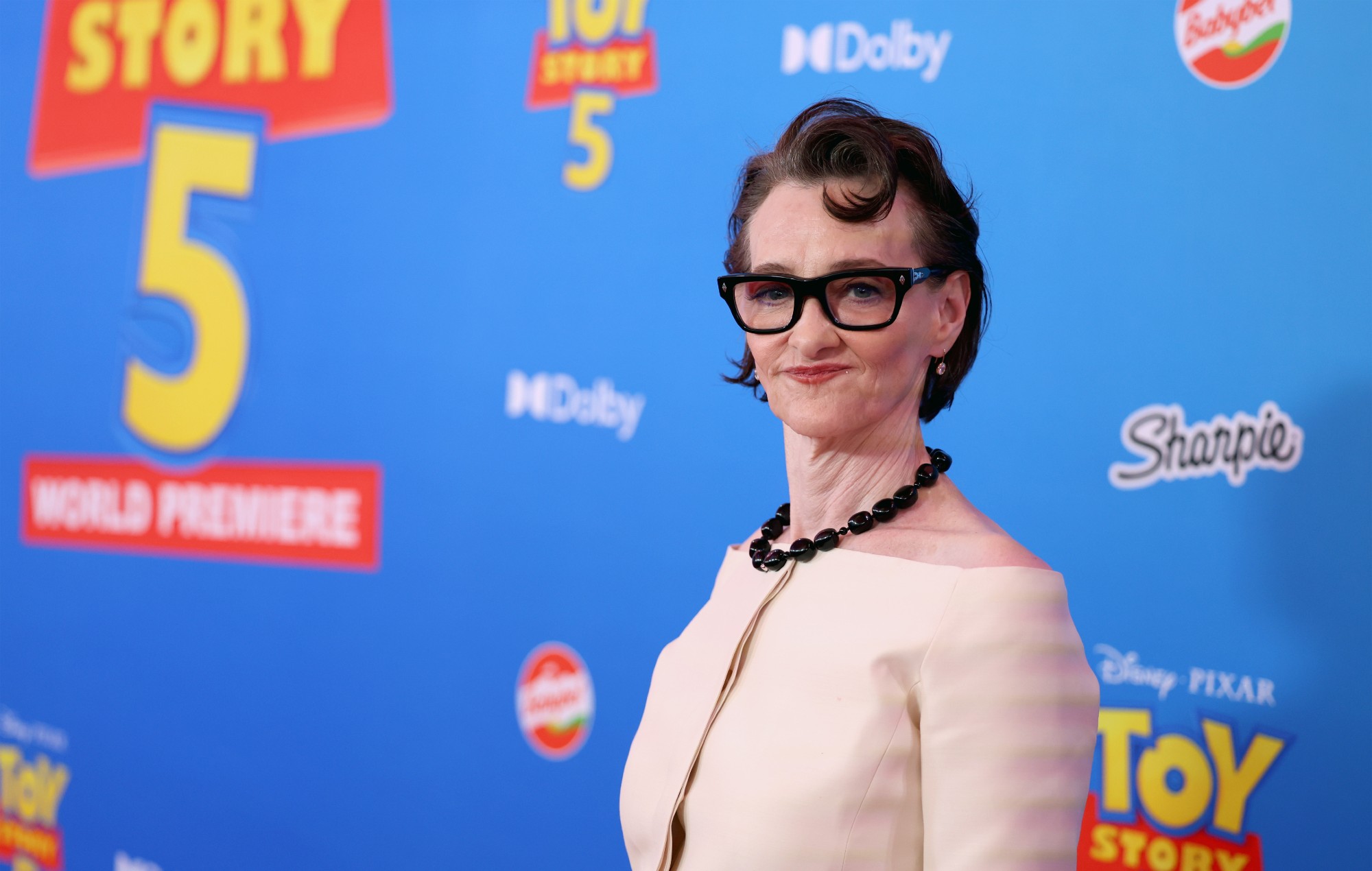 Joan Cusack walks first red carpet in 11 years, explains absence from promo circuit