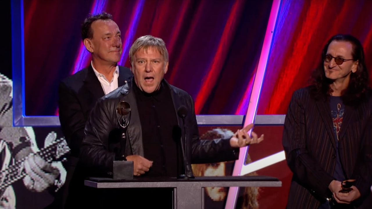 Remembering that time Rush’s Alex Lifeson trolled the Rock And Roll Hall Of Fame with the most ridiculous awards speech ever