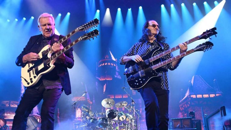 Rush mix it up on night two of the Fifty Something tour – and play the whole of 2112