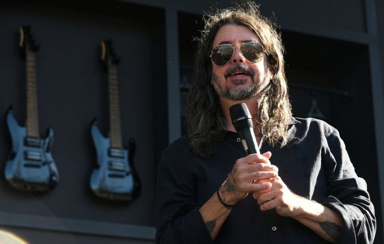 Watch local primary school kids perform ‘My Hero’ for Foo Fighters ahead of Liverpool Anfield show