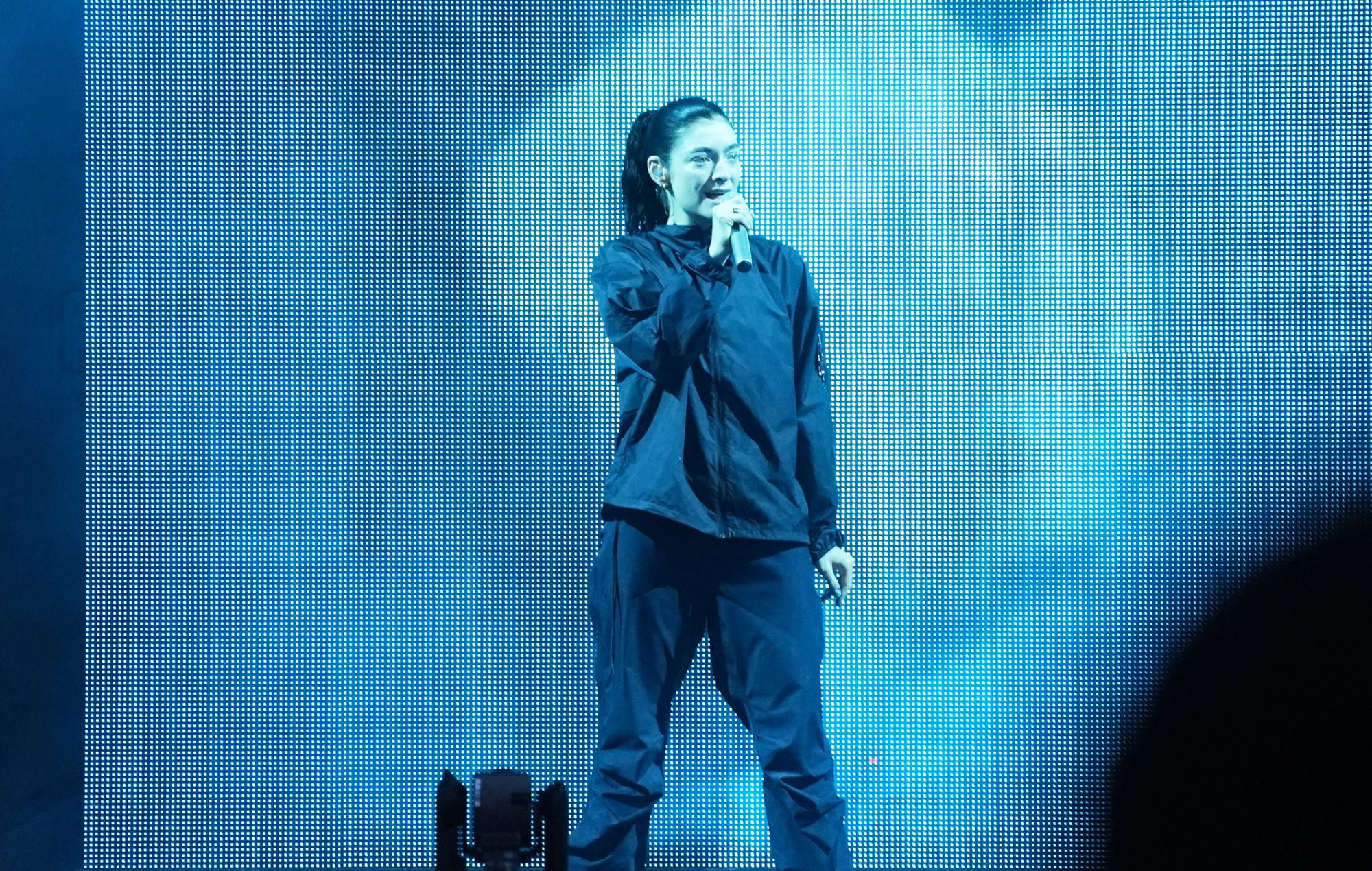 Watch Lorde put personal spin on Charli XCX collab ‘Girl, So Confusing’ at Governor’s Ball 2026