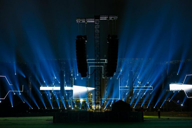 The Rise of Immersive Stage Production Is Reshaping Hip-Hop Performances