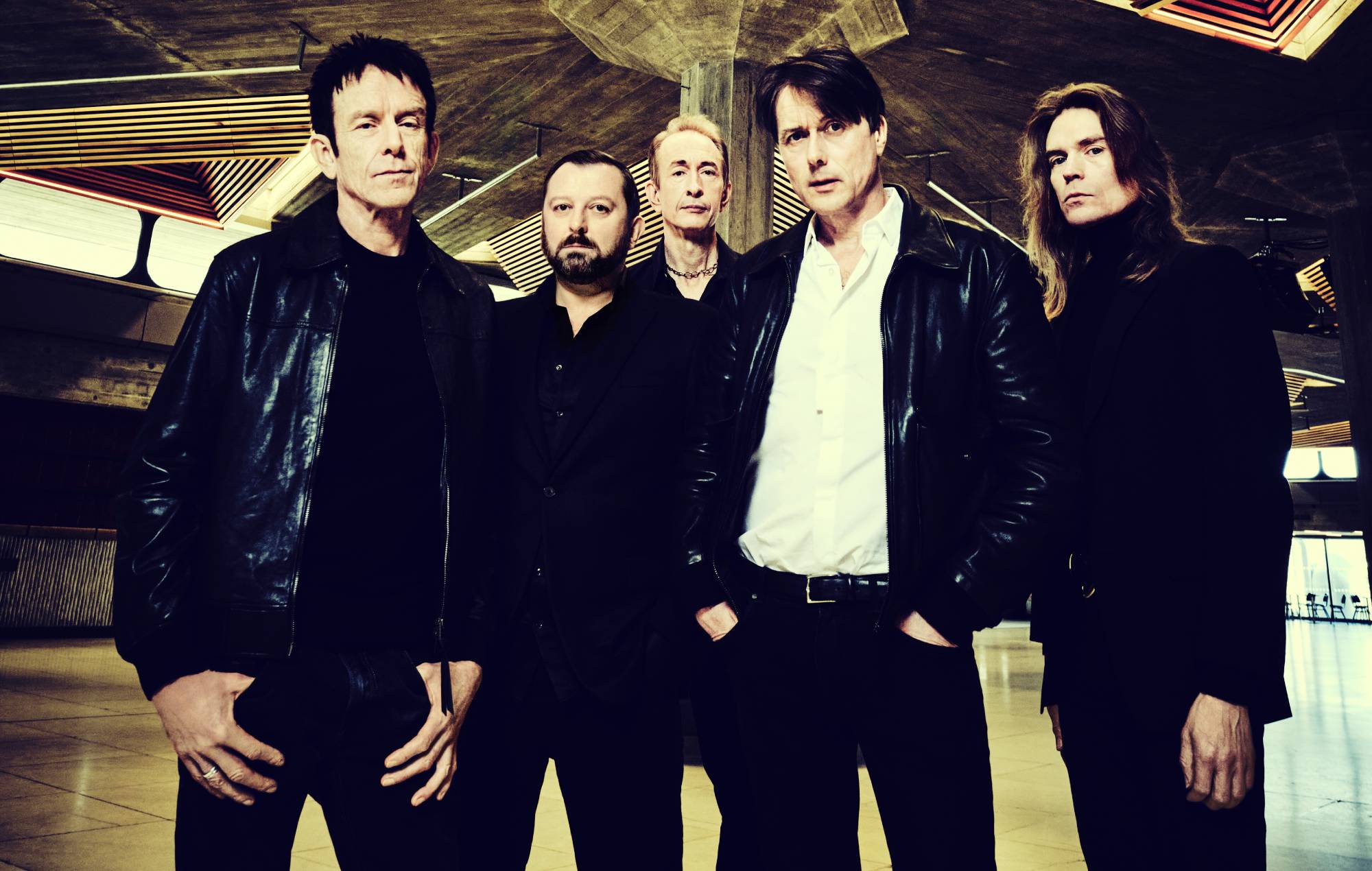 Suede announce ‘Expanded’ reissue of ‘Antidepressants’ with swaggering new song ‘Emotionally Unavailable’