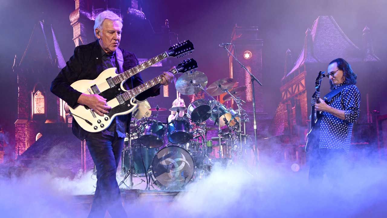 Attention all planets of the Solar Federation! Someone’s made a multi-cam video of Rush’s first full performance of 2112 in nearly 30 years
