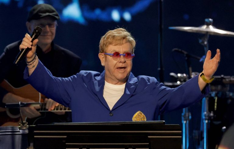 Elton John announces final surprise ‘Farewell Yellow Brick Road’ shows in Mexico