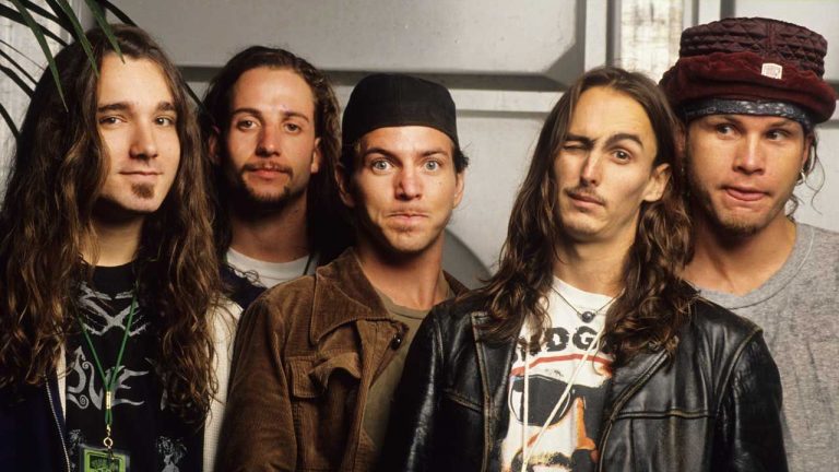 “When the fans changed the meaning of those words, they lifted the curse.” How Eddie Vedder plumbed the murkiest of emotional depths to complete a Pearl Jam classic
