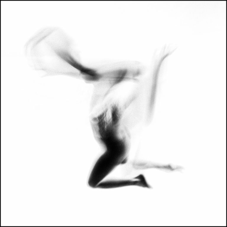 Swiss Quartet Lone Assembly Sign to Metropolis Records — Listen to Debut Album “Knots & Chains” and Watch Video for “In the Open”