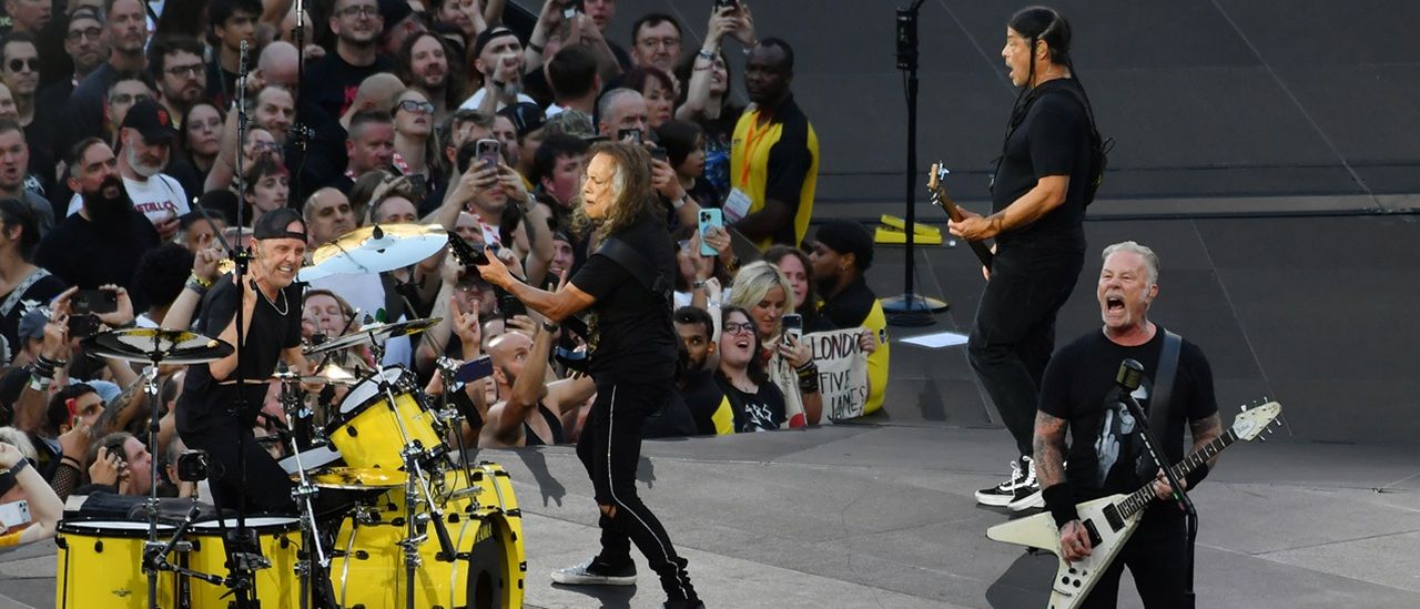 “Who else on this planet could get away with a 10-minute instrumental and not prompt a mass exodus to the bars?” After 99 shows and three years, Metallica finish the M72 World Tour with one last almighty hurrah