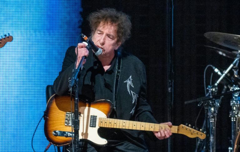 Guitarist Bob Britt explains exit from Bob Dylan’s band